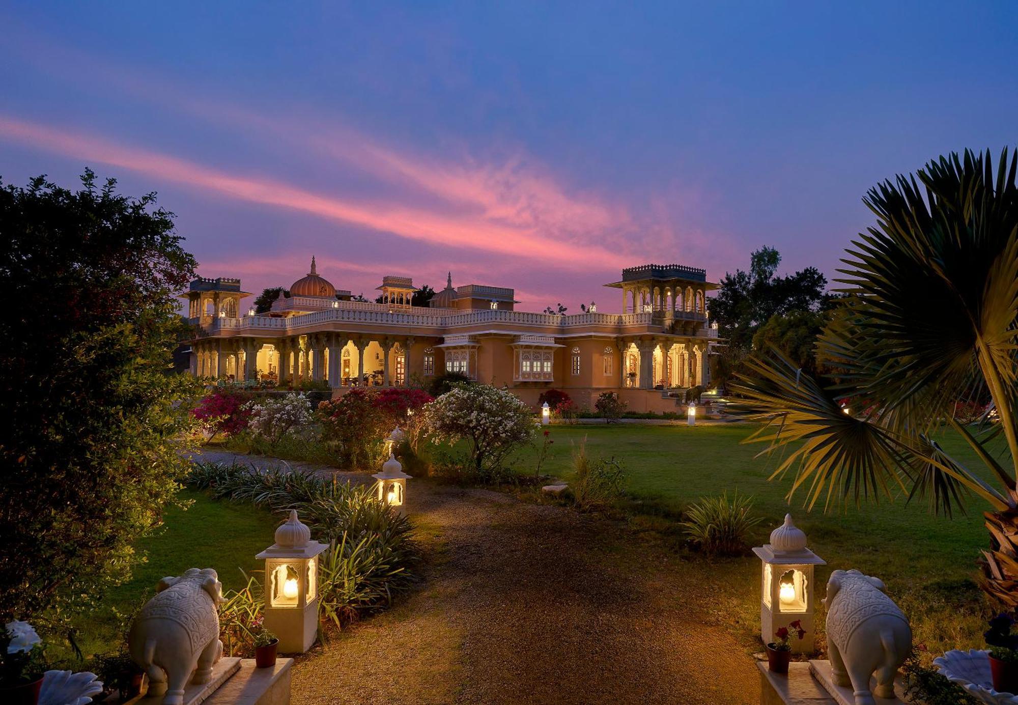 Отель Dev Shree Deogarh Devgarh  Экстерьер фото